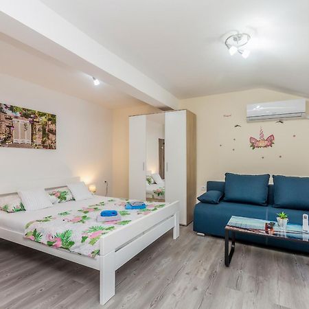 Apartmani Tena Нивице Екстериор снимка